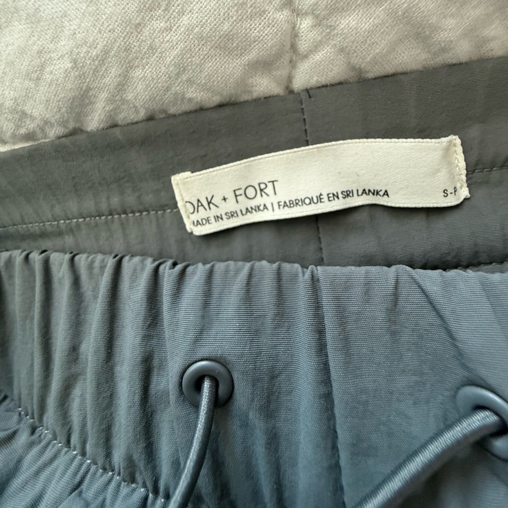 NWOT- OAK + FORT Gray Windbreaker Pants - Picture 4 of 11